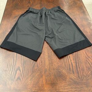 Nike Men's Black and Gray Shorts